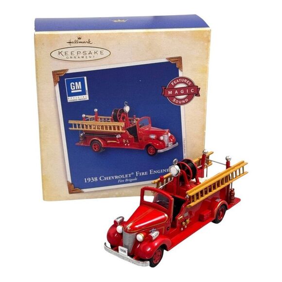 Vintage 2005 Hallmark Keepsake 1938 Chevrolet Fire Engine Ornament Magic Sound - Picture 1 of 11